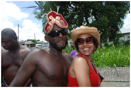 kadooment_day_2009_pt1-202