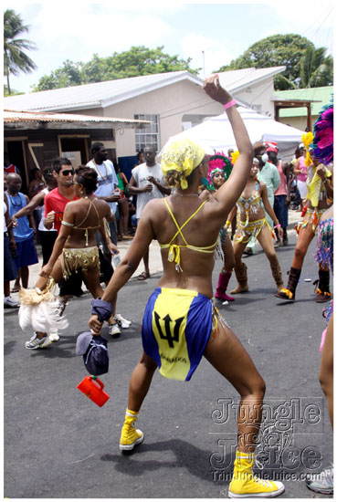 kadooment_day_2009_pt1-211