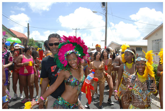 kadooment_day_2009_pt1-244