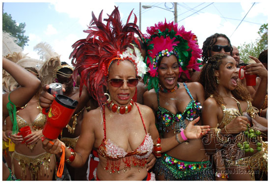 kadooment_day_2009_pt1-266