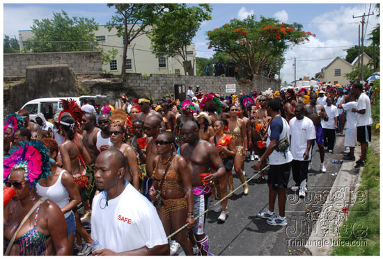 kadooment_day_2009_pt1-271