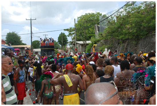 kadooment_day_2009_pt1-272
