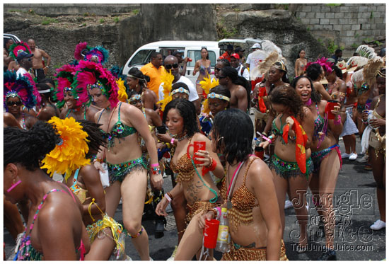 kadooment_day_2009_pt1-274