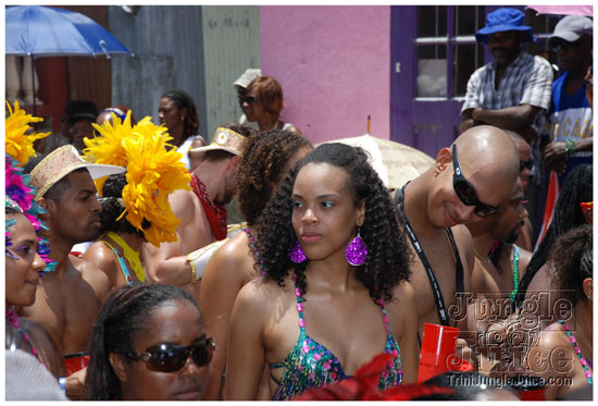 kadooment_day_2009_pt1-297