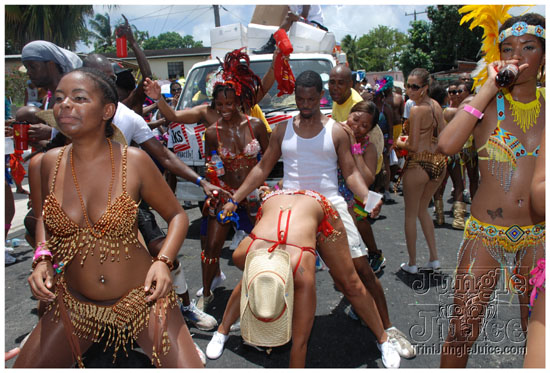 kadooment_day_2009_pt1-310