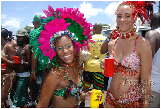 kadooment_day_2009_pt1-313