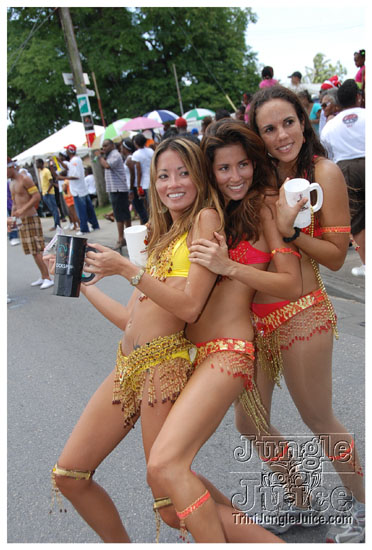 kadooment_day_2009_pt1-327