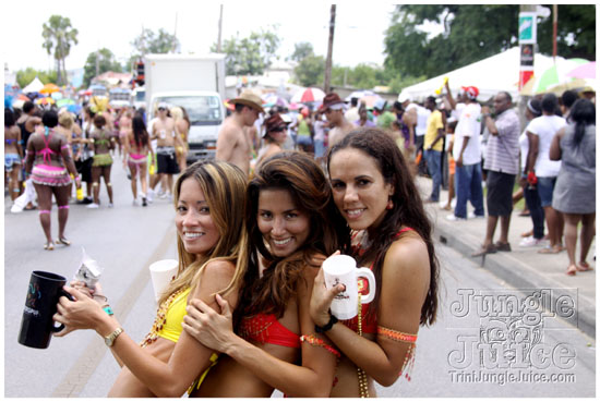 kadooment_day_2009_pt1-338