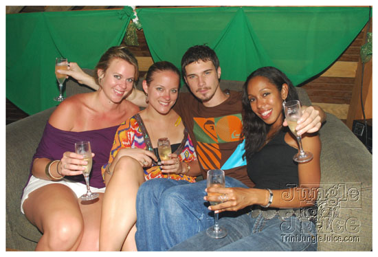 shade_summer_spree_2009-101