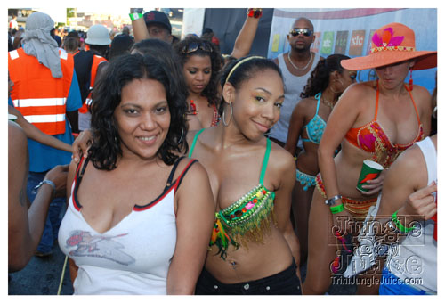tribe_mon_2009_pt1-346