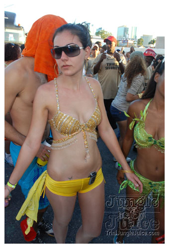 tribe_mon_2009_pt1-354