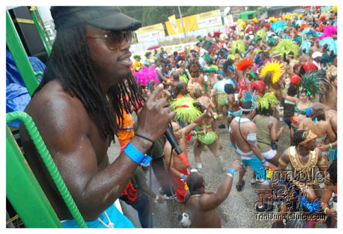 tribe_tue_2009_pt1-322