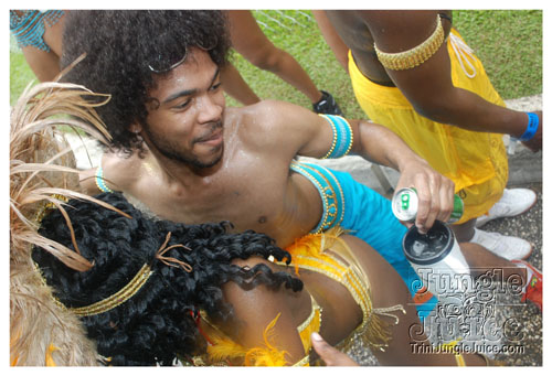 tribe_tue_2009_pt1-332