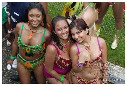 tribe_tue_2009_pt1-335