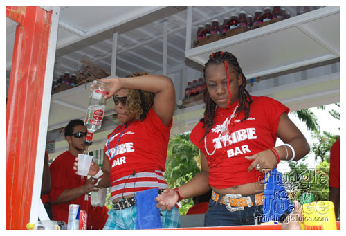 tribe_tue_2009_pt1-351