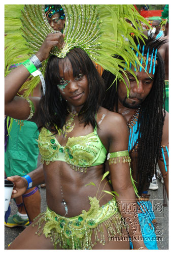 tribe_tue_2009_pt1-356