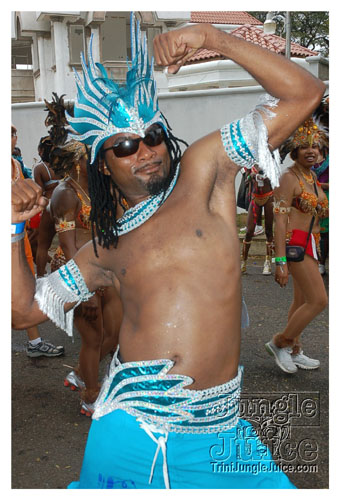 tribe_tue_2009_pt1-380