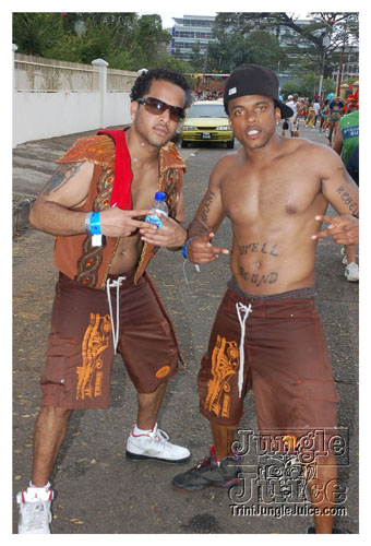 tribe_tue_2009_pt1-391