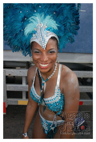 tribe_tue_2009_pt2-358