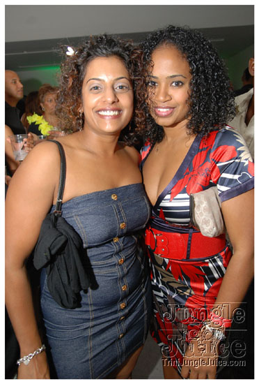 trini_luau_2009_aug22-162