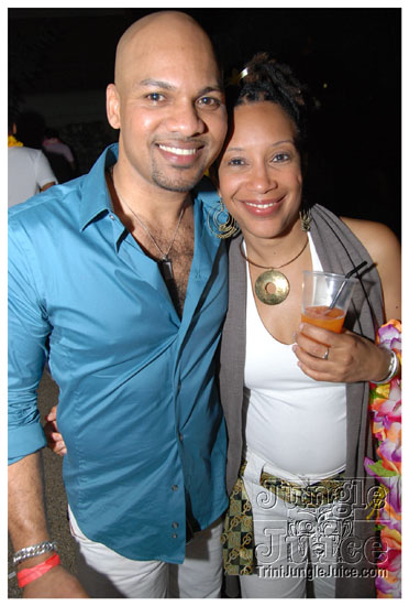 trini_luau_2009_aug22-183