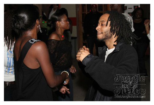 after_glow_2010-070