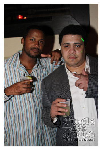 after_glow_2010-073