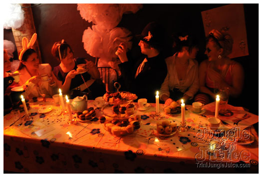 alice_in_wonderland_apr24-189
