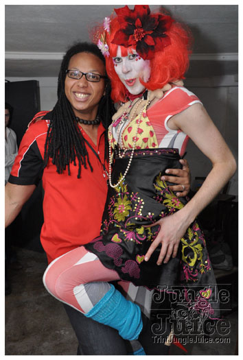alice_in_wonderland_apr24-205