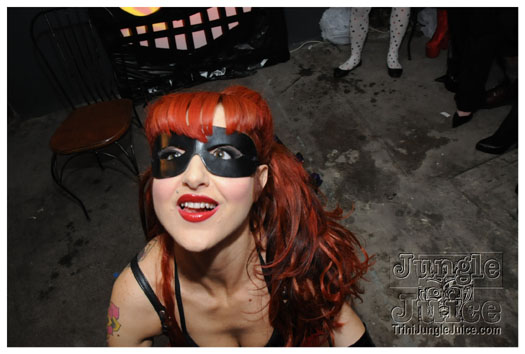 alice_in_wonderland_apr24-234