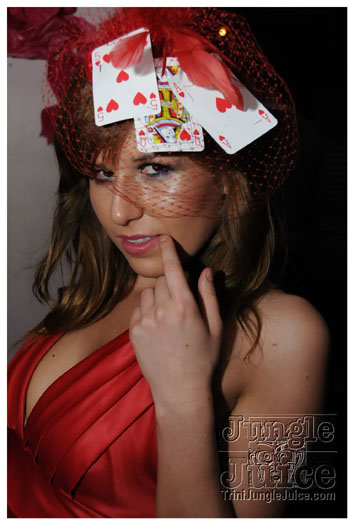 alice_in_wonderland_apr24-294