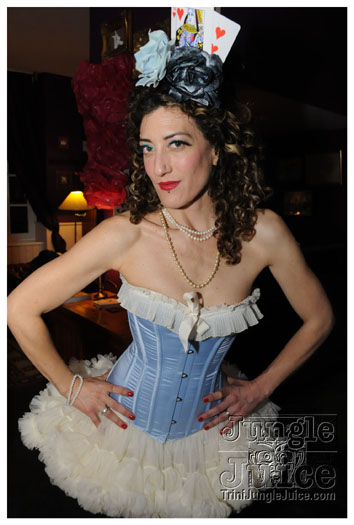 alice_in_wonderland_apr24-298