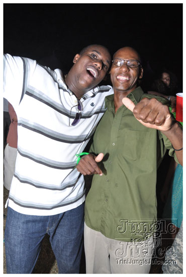 beach_house_carnival_2010_pt1-154
