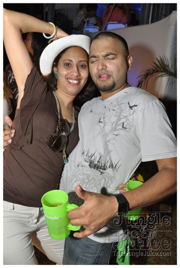 beach_house_carnival_2010_pt1-205