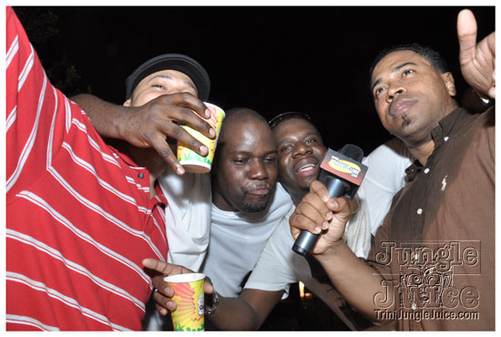 beach_house_carnival_2010_pt1-259
