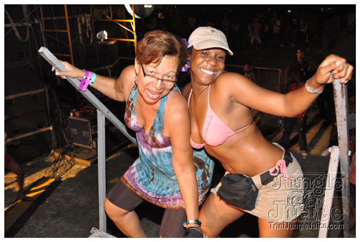 beach_jouvert_2010_apr3-288