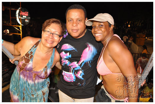 beach_jouvert_2010_apr3-289