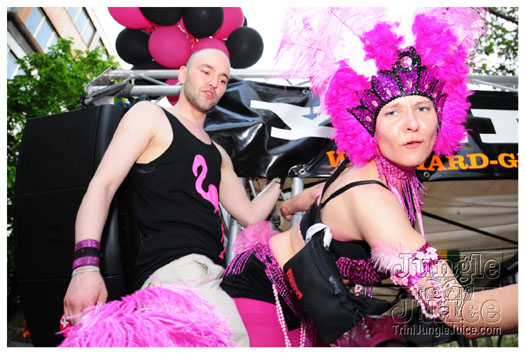 berlin_carnival_fantastic_flamingos_may23-157