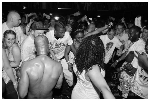 berlin_carnival_glow_may22-198