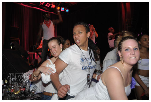 berlin_carnival_glow_may22-224