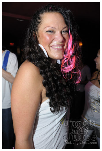 berlin_carnival_glow_may22-230