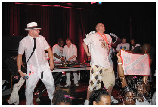 berlin_carnival_glow_may22-241