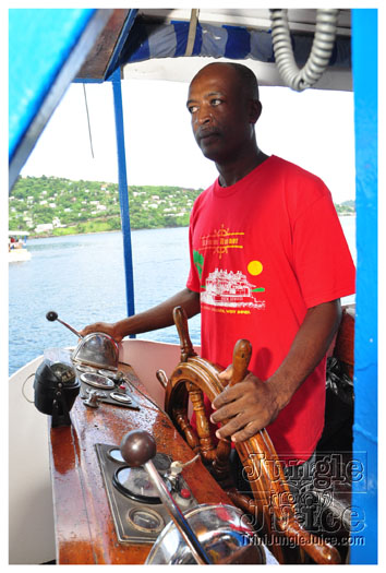 bikini_cruise_aug7_2010-159