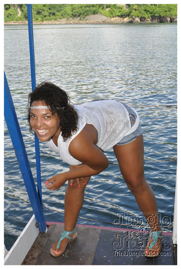 bikini_cruise_aug7_2010-183