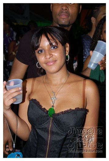 caution_2010-203