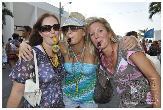 cayman_carnival_batabano_2010_pt3-148