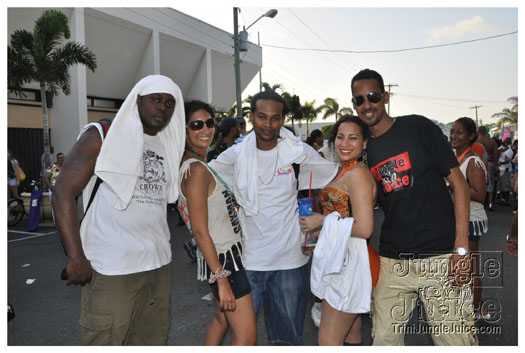 cayman_carnival_batabano_2010_pt3-150