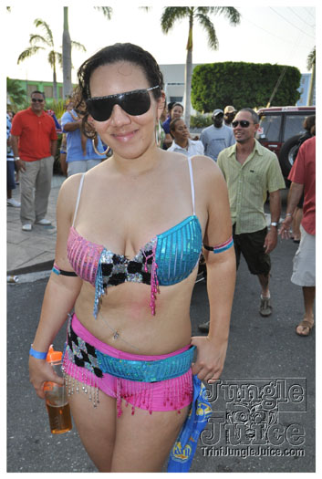 cayman_carnival_batabano_2010_pt3-160