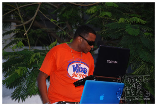 cayman_carnival_batabano_2010_pt3-190