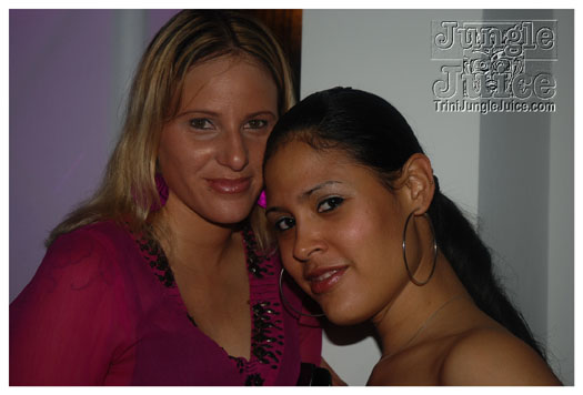 club_chu_chu_opening_nov2010-123